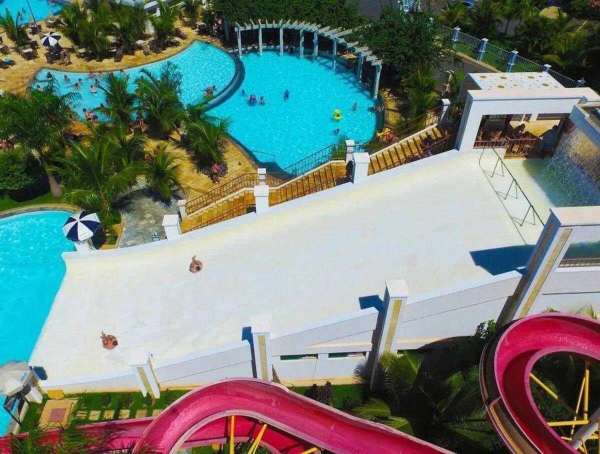 Apartamento com Parque Aquático Sensacional Caldas Novas Exterior foto