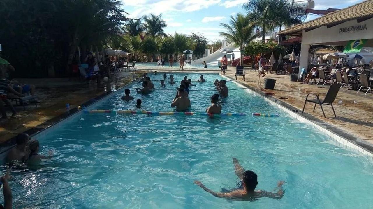 Apartamento com Parque Aquático Sensacional Caldas Novas Exterior foto